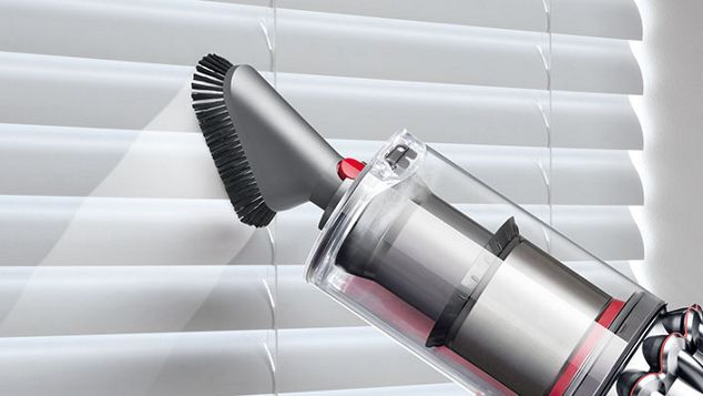 Dyson SV25 V8 Extra Cordless Vacuum | Red | Refurbished